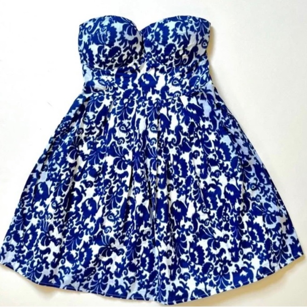 Blue and white Derek Heart Strapless Dress with floral design size medium